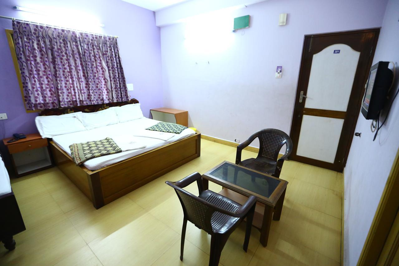 Abirami Residency Hotell Tirukkadaiyur Eksteriør bilde